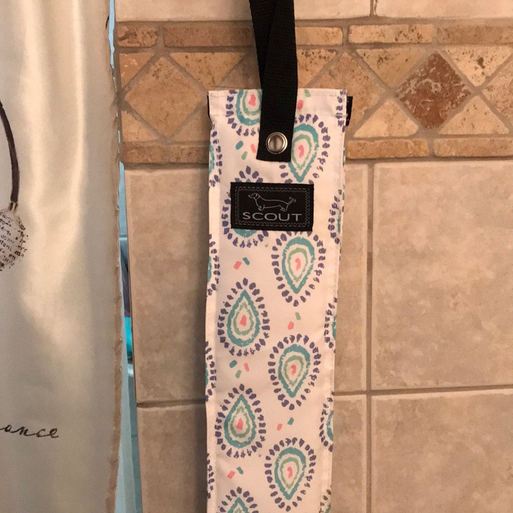 COPY - NWT Scout Insulated Wine Tote